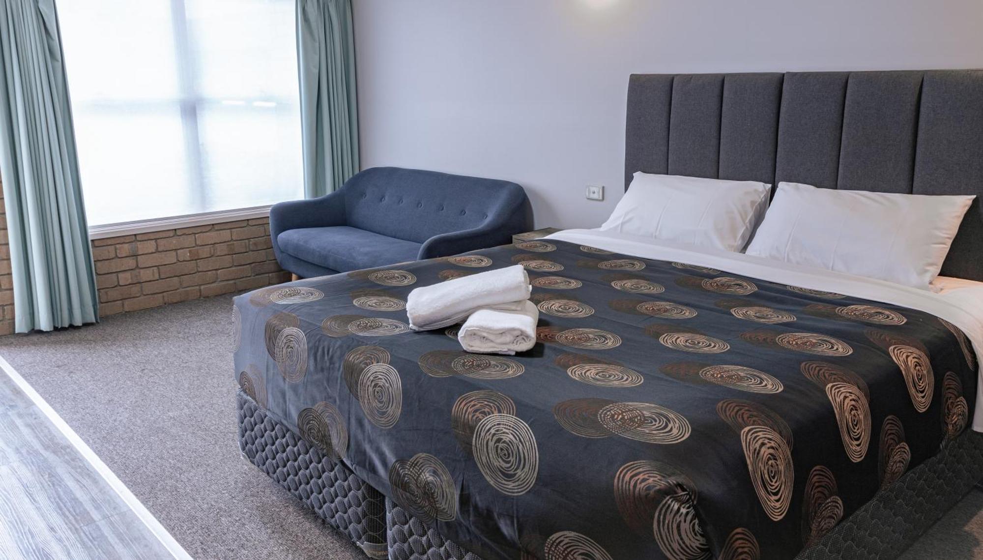 Tropicana Motor 3* Cowes